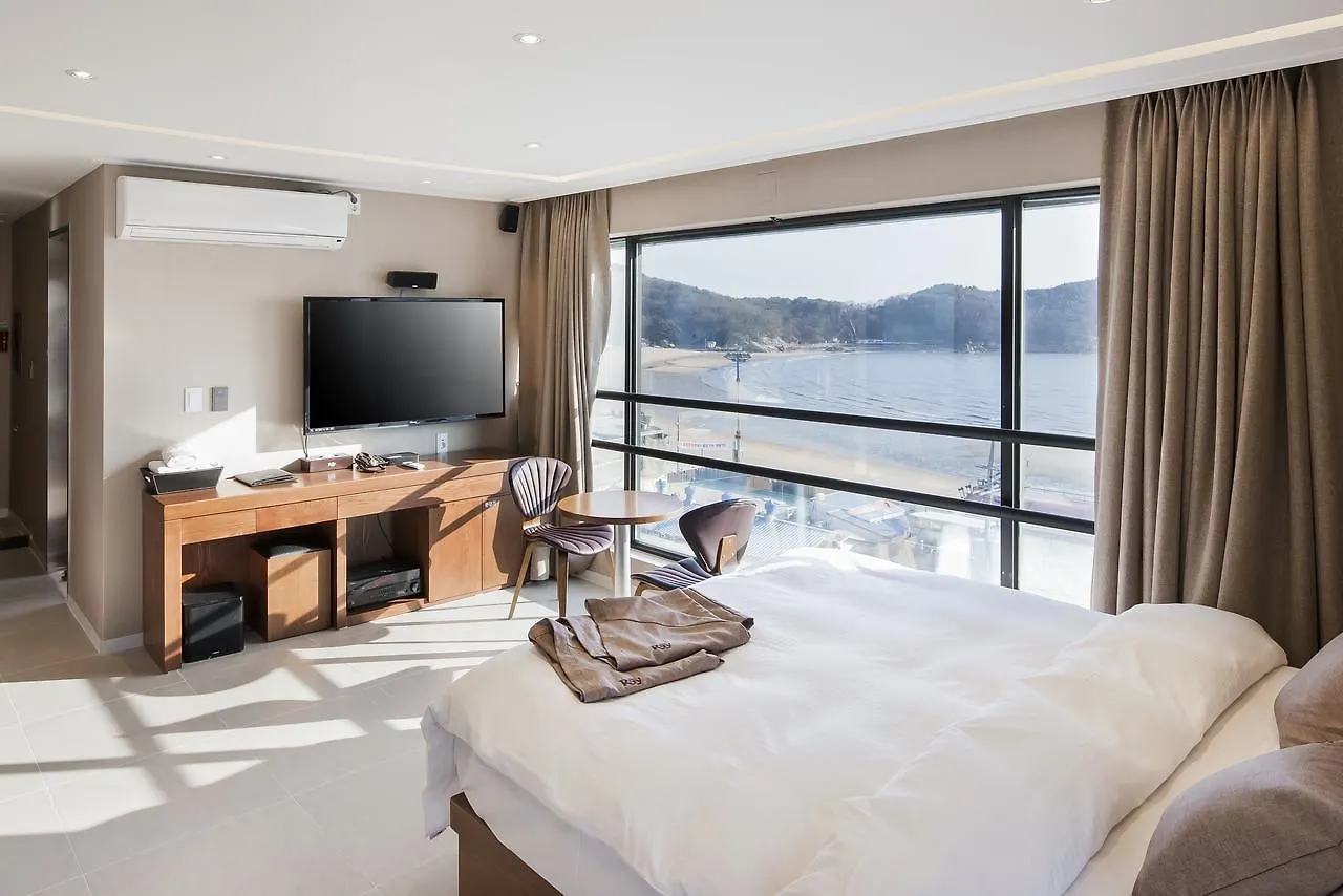 Ray Hotel Incheon