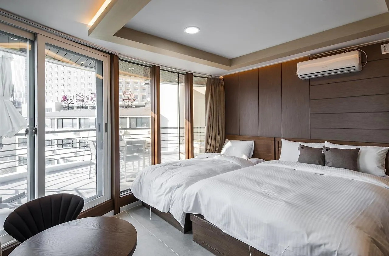 Ray Hotel Incheon