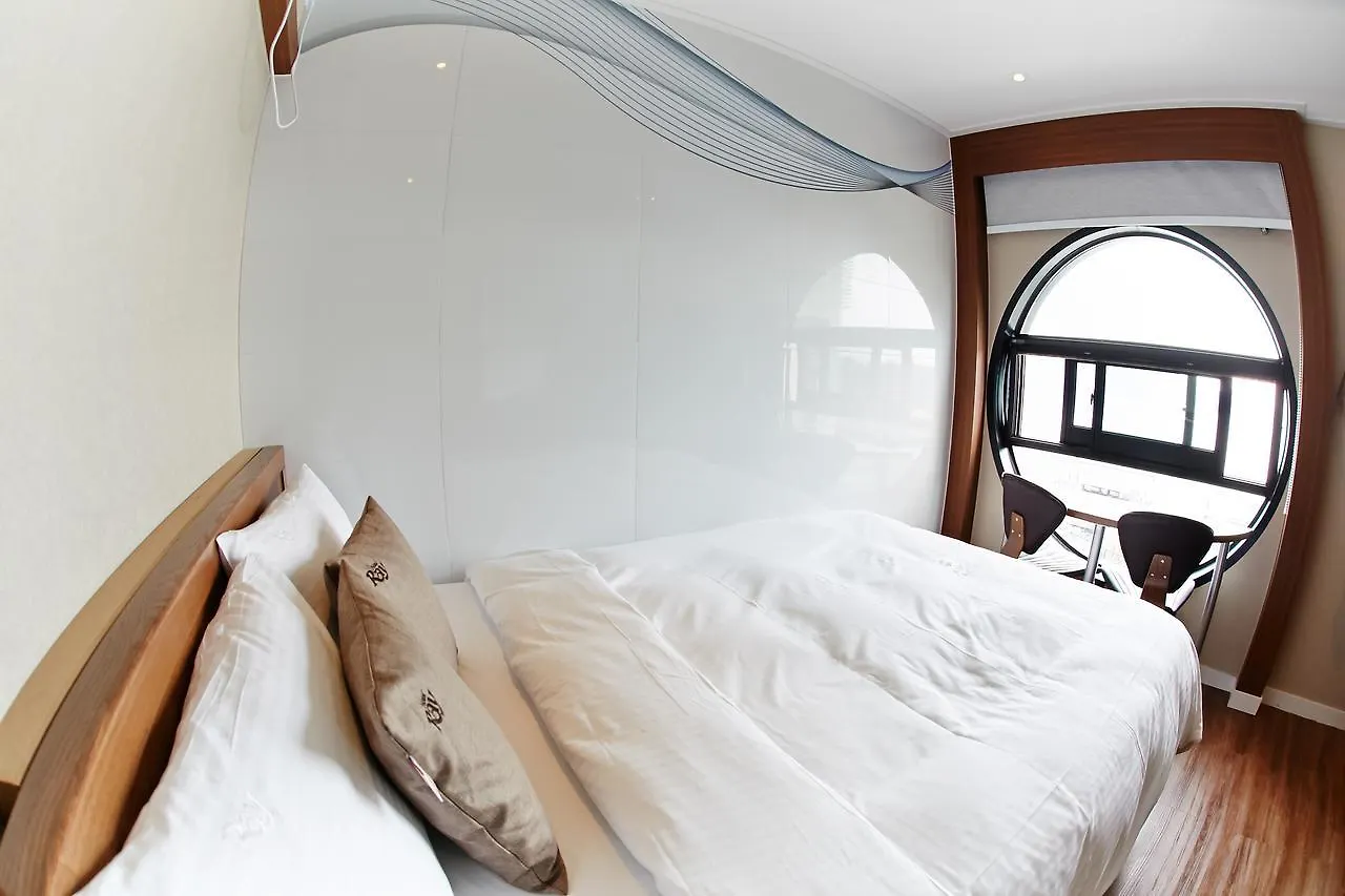 Ray Hotel Incheon 2*,  South Korea