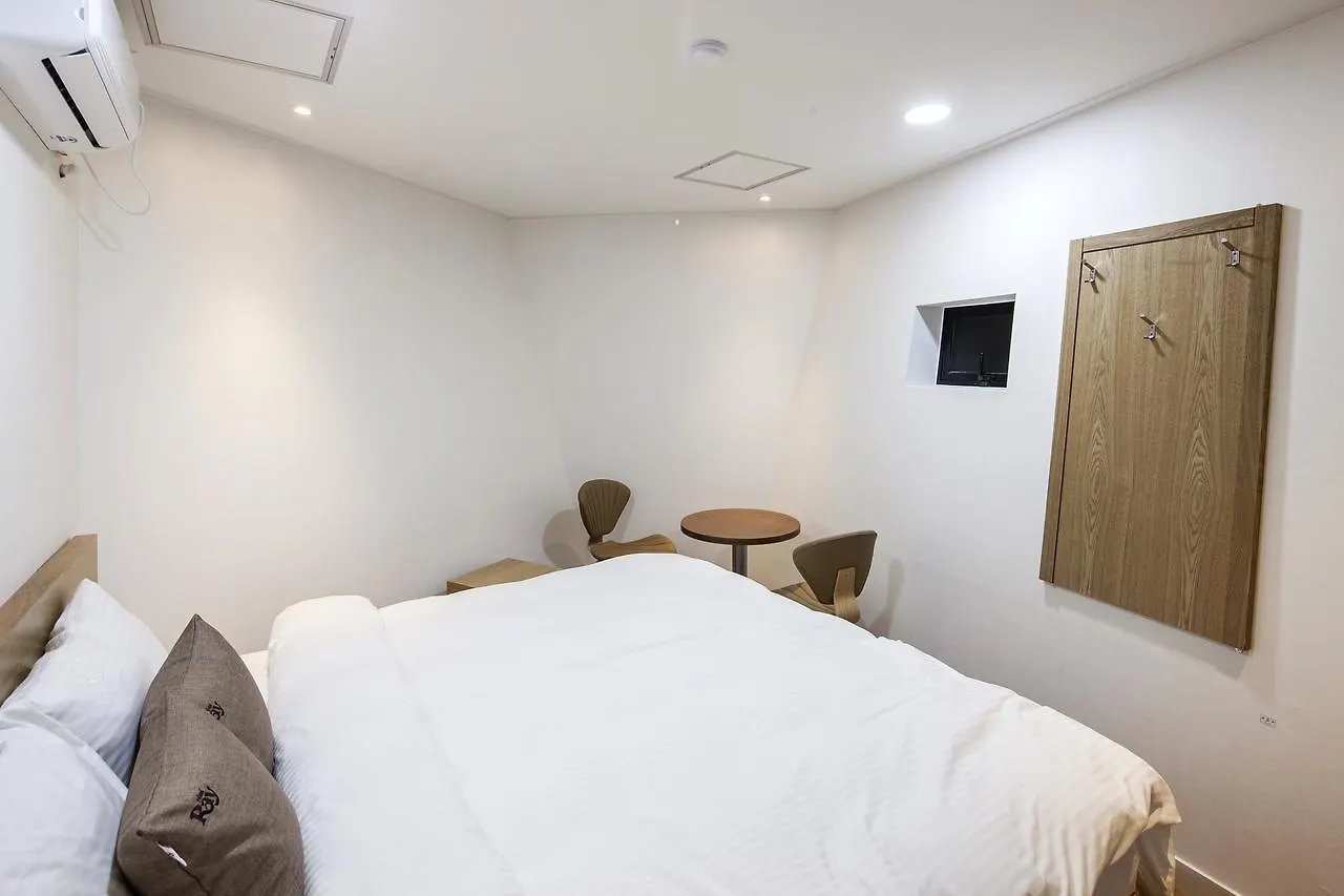 Ray Hotel Incheon 2*,